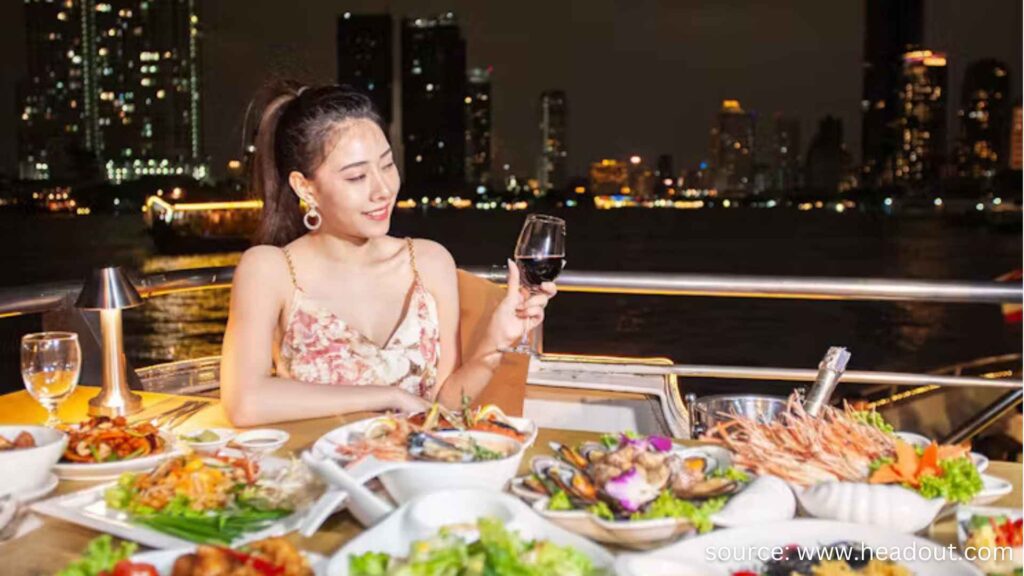 Chao Phraya River dinner cruise